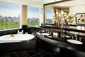 new-york-suite-room-oriental-suite-bathroom