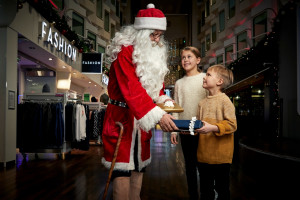 Tallink_Silja_Xmas_Santa_Claus_Gifts_Kids