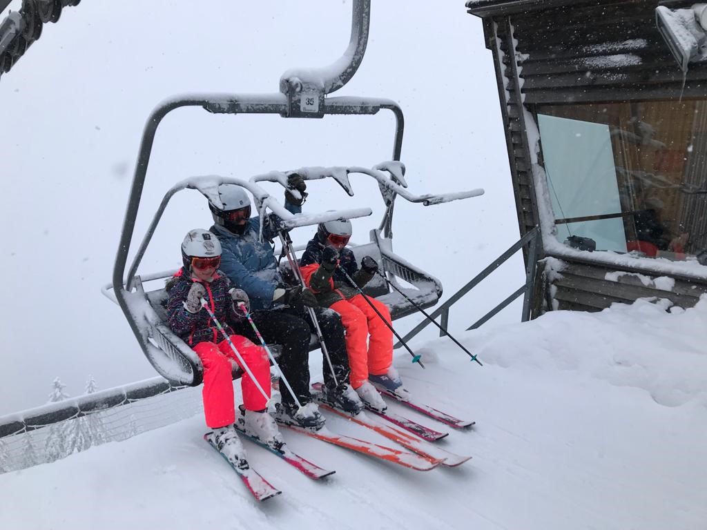 Wintersport in Niederösterreich: Weitere Lifte und Pisten geöffnet ... Wintersport in Niederösterreich: Weitere Lifte und Pisten geöffnet ...